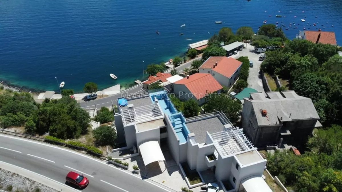 Modern villa with panoramic views of the sea morinj 12106 2 1067x800