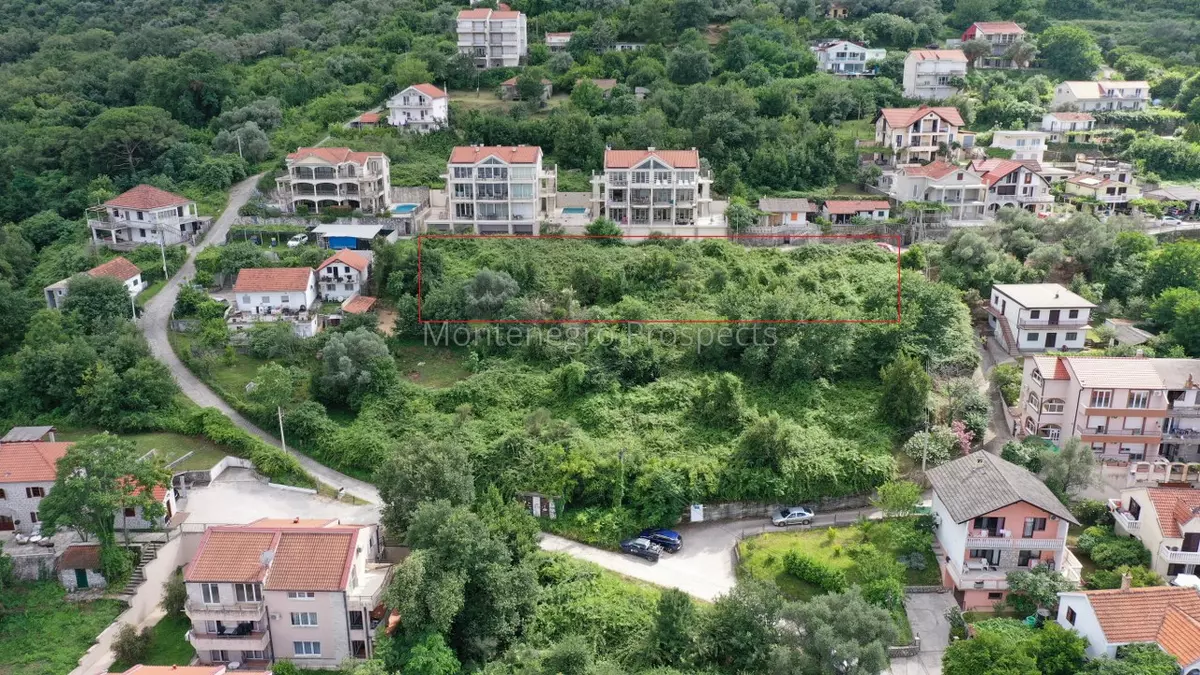 Spacious building plot with stunning sea views prcanj 13720 9