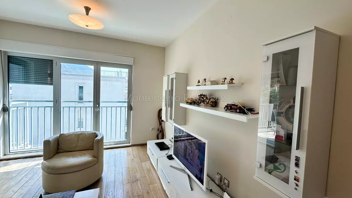 Two bedroom apartment in dobrota 7472 2