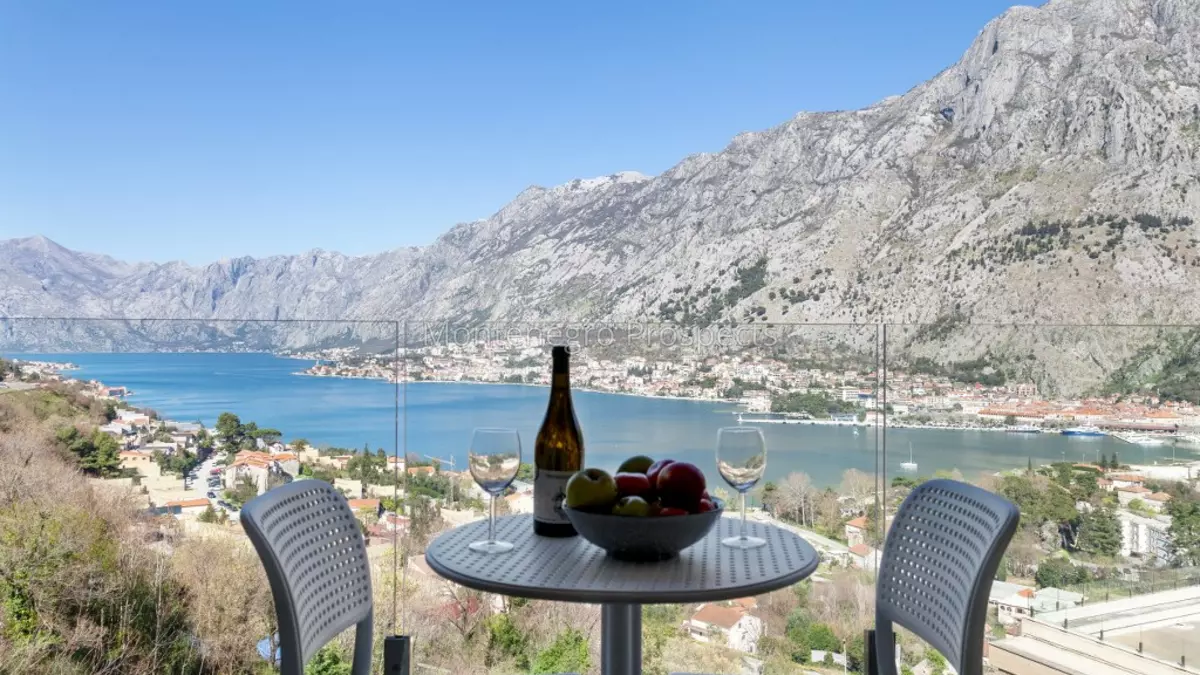 Modern apartments in a complex in skaljari kotor 1896 16