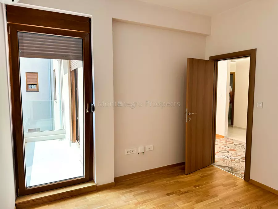 One bedroom apartment 13737 9