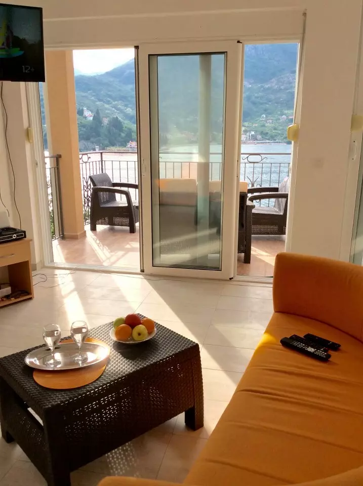 10098, lepetani kuca sa pogledom na more prodaja (3)